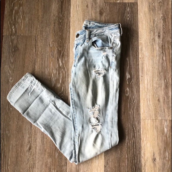 3 for $25 💕 American eagle jeans - Picture 2 of 4